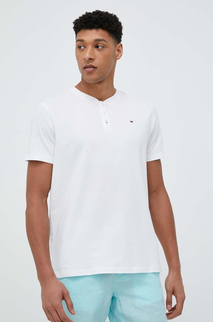 Tommy Hilfiger Тениска в бяло - Pepit.bg