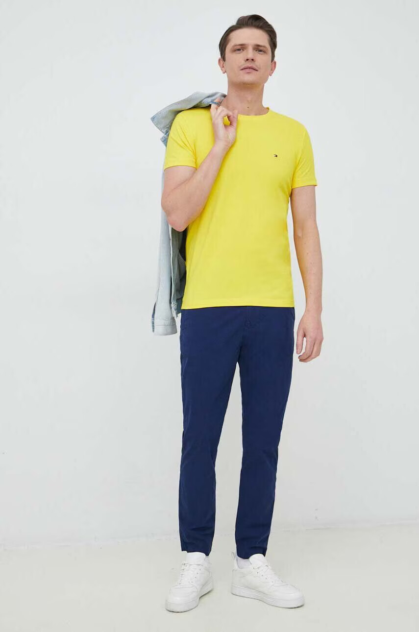 Tommy Hilfiger Тениска в жълто с десен - Pepit.bg