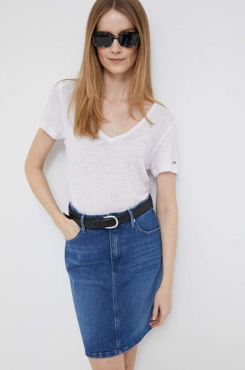 Tommy Hilfiger Тениска с лен в бяло - Pepit.bg