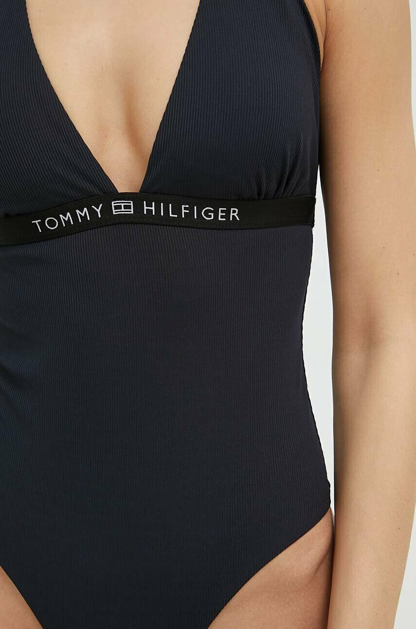 Tommy Hilfiger Цял бански в черно с леко подплатена чашка - Pepit.bg