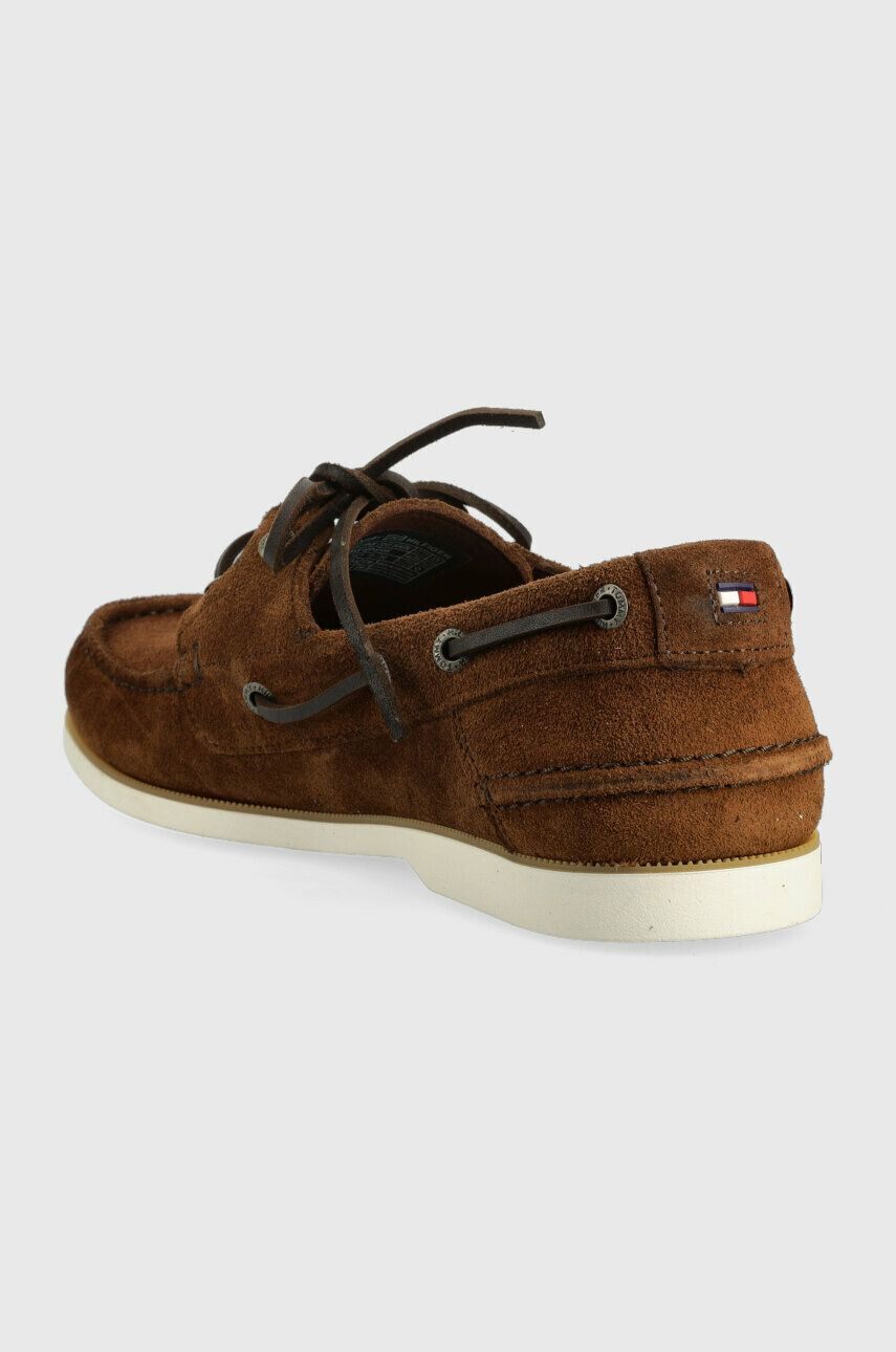 Tommy Hilfiger Велурени мокасини TH BOAT SHOE CORE SUEDE в кафяво FM0FM04505 - Pepit.bg