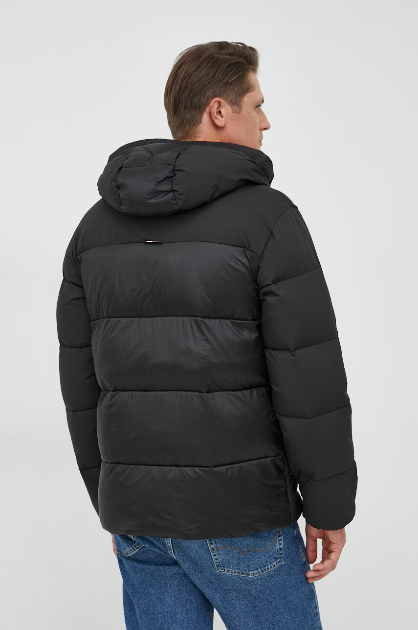 Tommy Hilfiger Яке в черно със зимна изолация - Pepit.bg