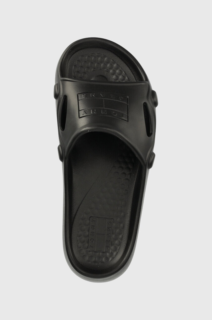 Tommy Jeans Чехли FREEDOM FLATF POOL в черно със скосена платформа EN0EN02145 - Pepit.bg