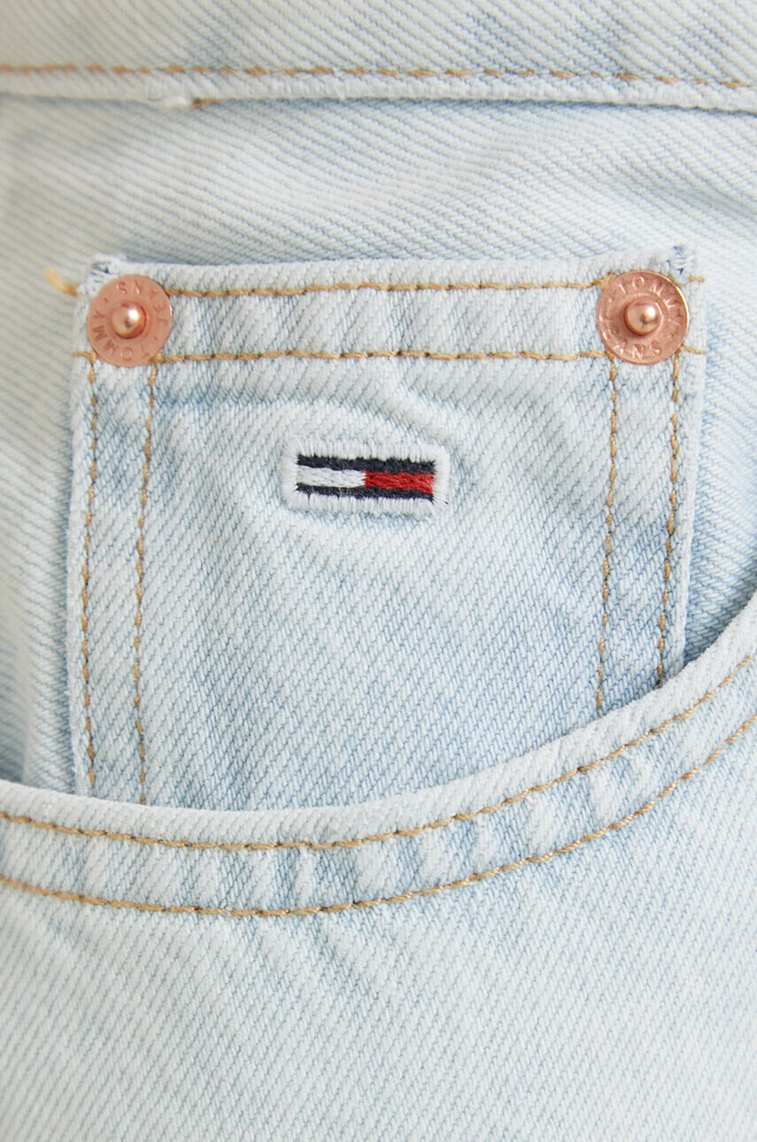 Tommy Jeans Дънкова пола в синьо къс модел със стандартна кройка - Pepit.bg