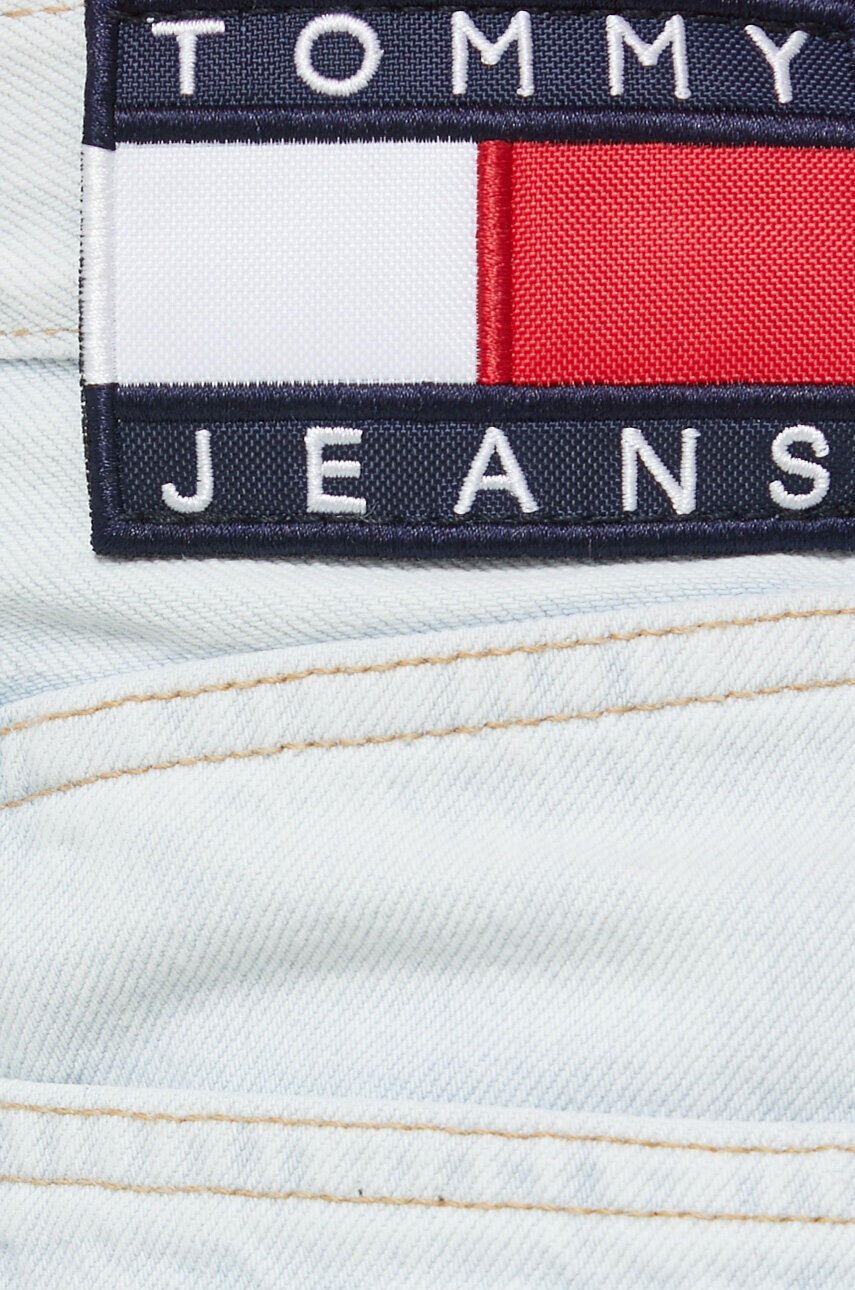 Tommy Jeans Дънкова пола в синьо къс модел със стандартна кройка - Pepit.bg