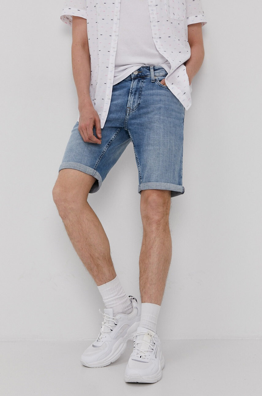 Tommy Jeans Дънкови къси панталони - Pepit.bg