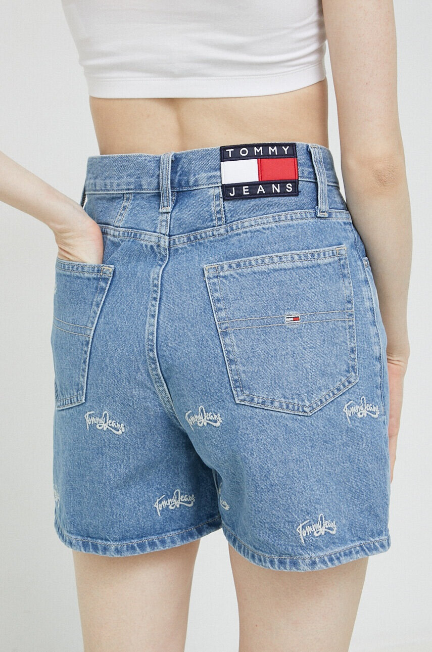 Tommy Jeans Дънкови къси панталони - Pepit.bg