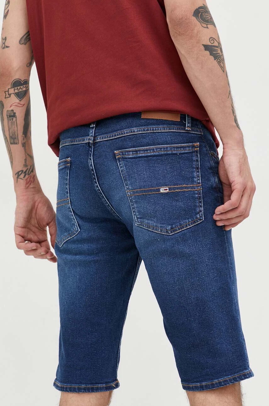 Tommy Jeans Дънкови къси панталони в синьо - Pepit.bg