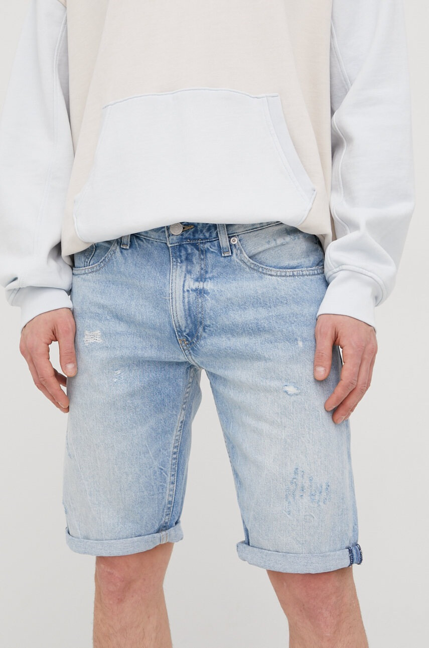 Tommy Jeans Дънкови къси панталони Ronnie Bf2011 - Pepit.bg