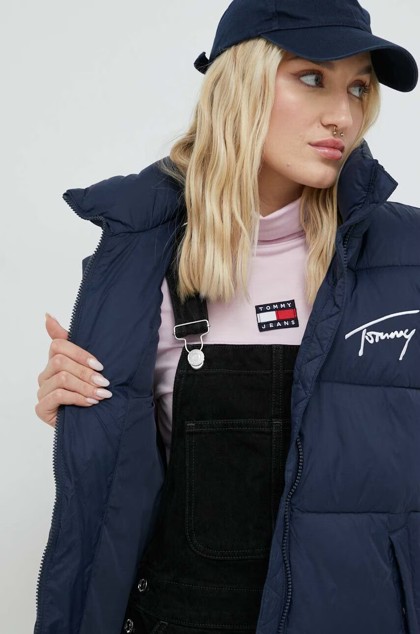 Tommy Jeans Елек дамски в тъмносиньо със зимна изолация - Pepit.bg