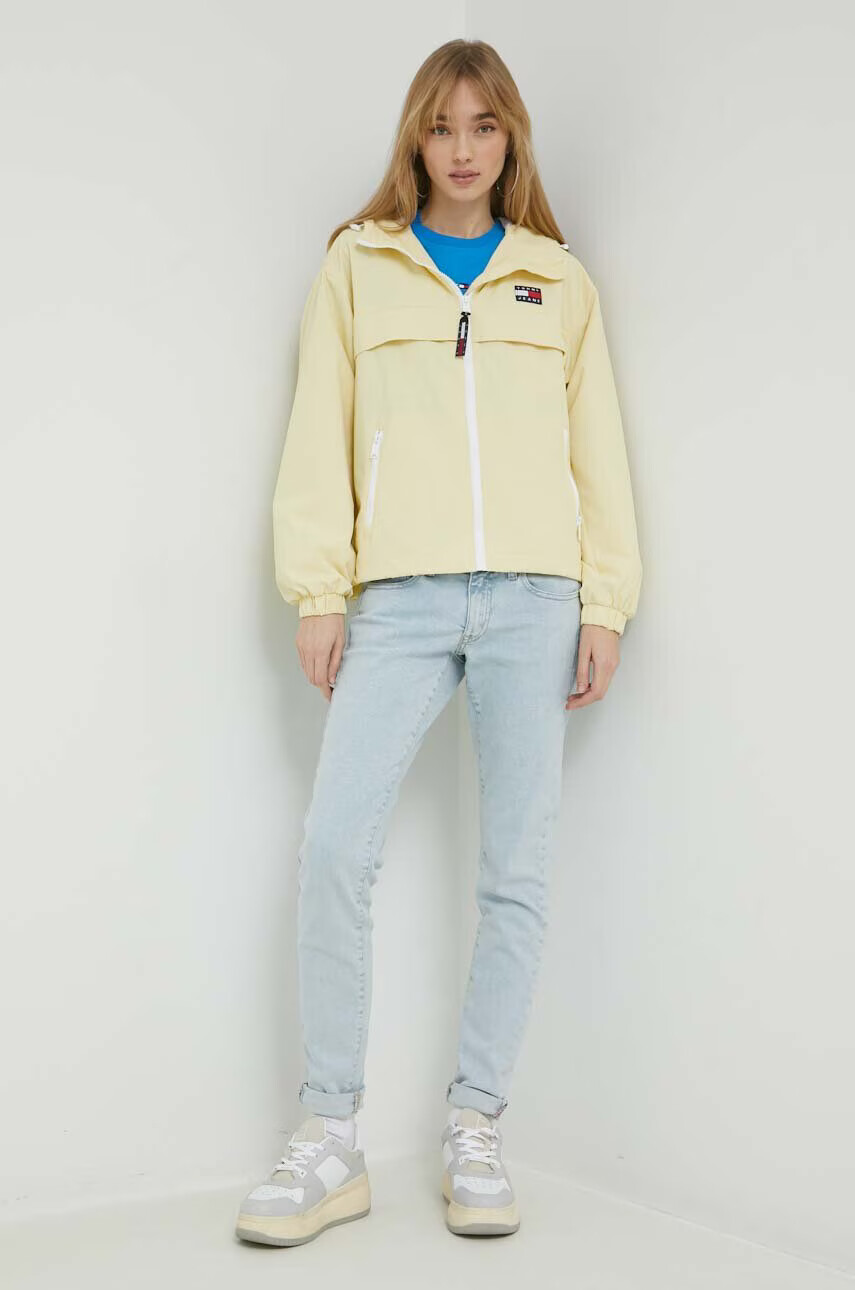 Tommy Jeans Яке в жълто с преходна изолация - Pepit.bg