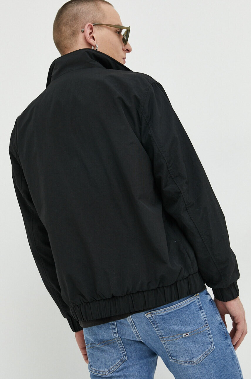 Tommy Jeans Яке в черно с преходна изолация - Pepit.bg