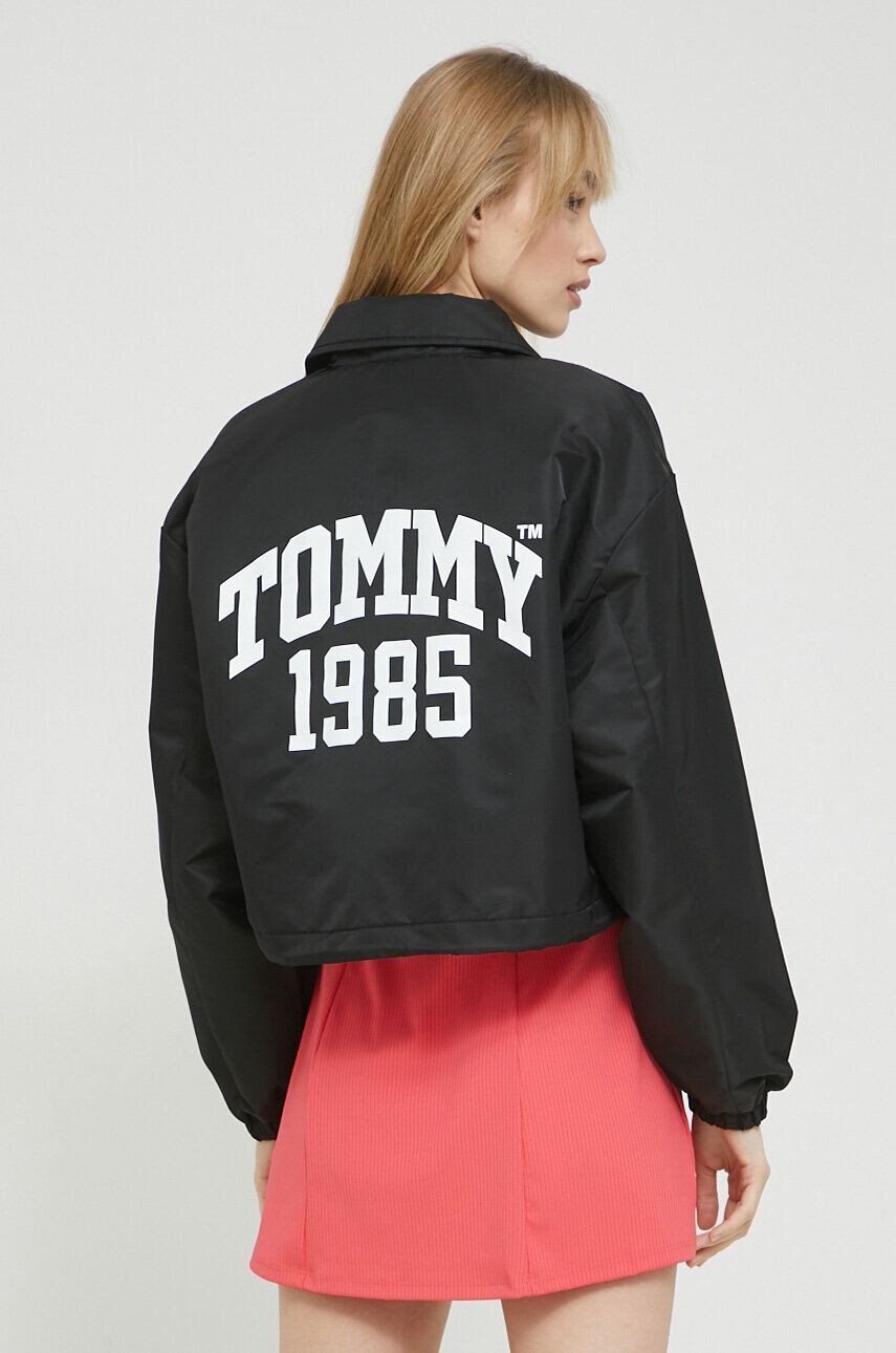 Tommy Jeans Яке в черно с преходна изолация - Pepit.bg