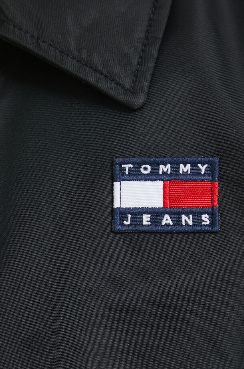 Tommy Jeans Яке в черно с преходна изолация - Pepit.bg