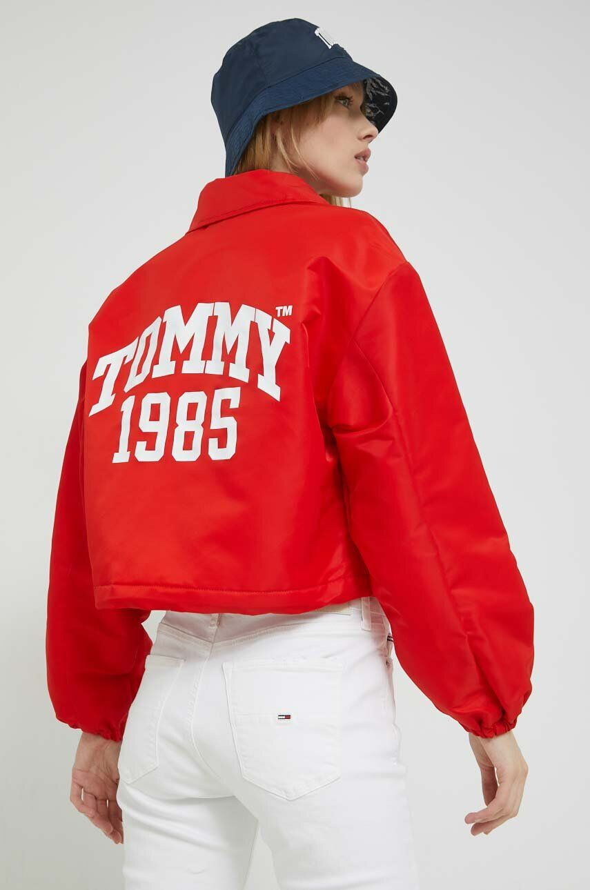 Tommy Jeans Яке в червено с преходна изолация - Pepit.bg