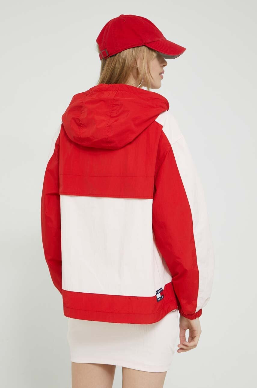 Tommy Jeans Яке в червено с преходна изолация - Pepit.bg