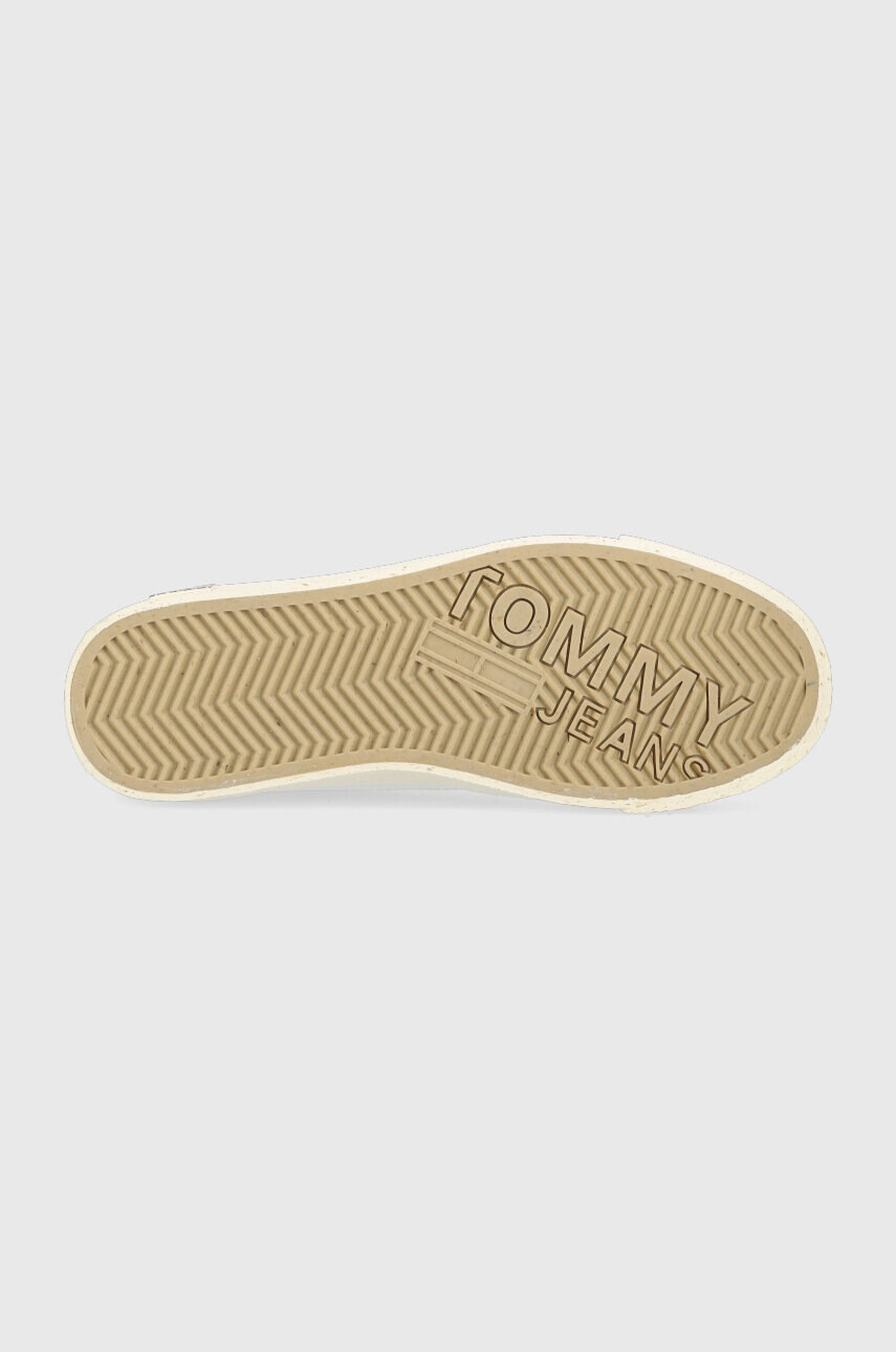 Tommy Jeans Кожени маратонки VULCANIZED ESS в бяло EM0EM01106 - Pepit.bg