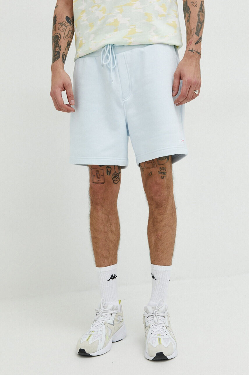 Tommy Jeans Къс панталон в синьо - Pepit.bg