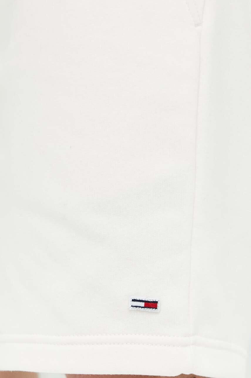 Tommy Jeans Къс панталон в розово - Pepit.bg