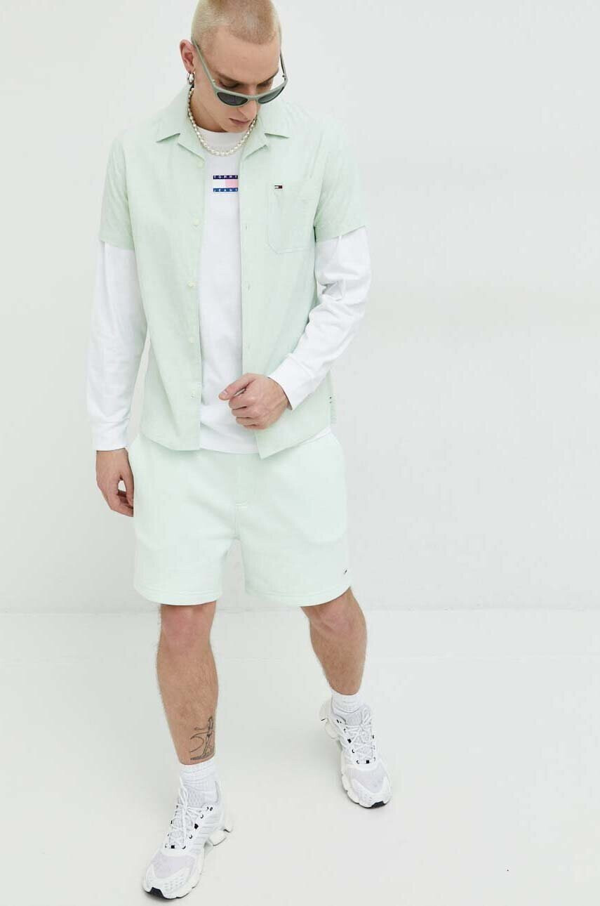 Tommy Jeans Къс панталон в зелено - Pepit.bg