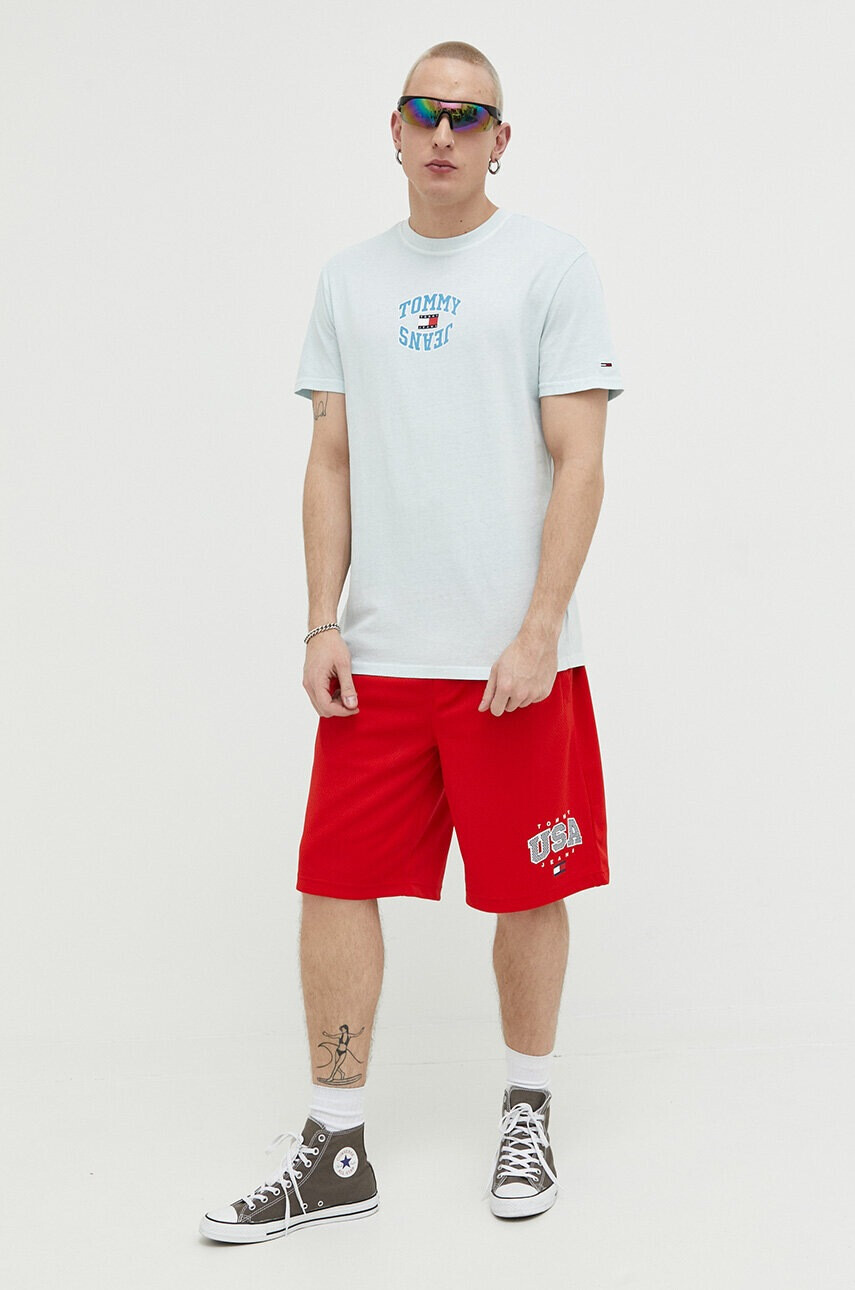 Tommy Jeans Къс панталон в червено - Pepit.bg