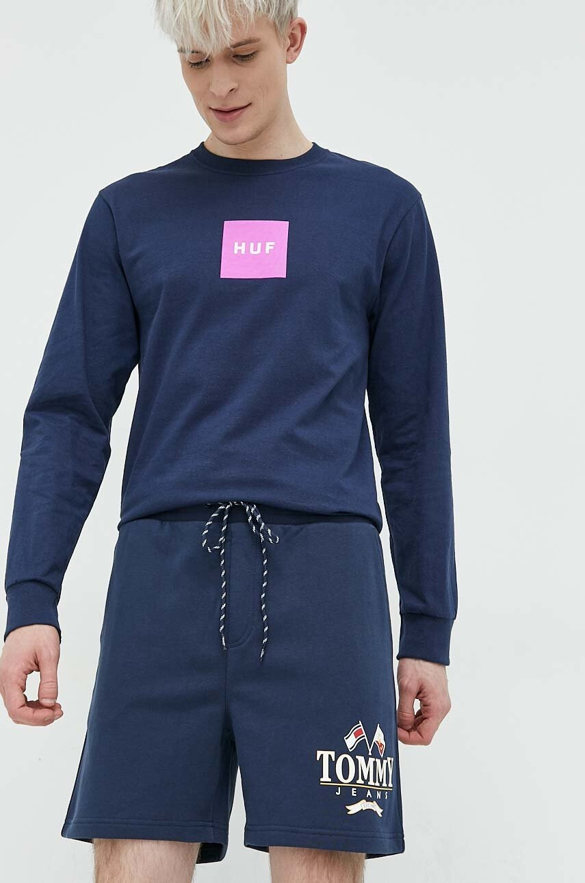 Tommy Jeans Къс панталон - Pepit.bg
