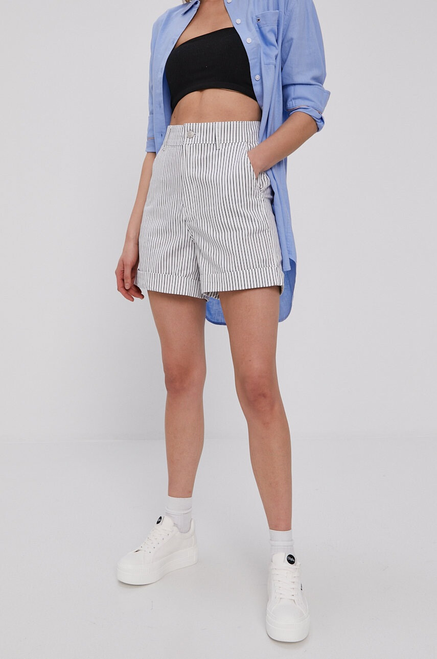 Tommy Jeans Къс панталон - Pepit.bg