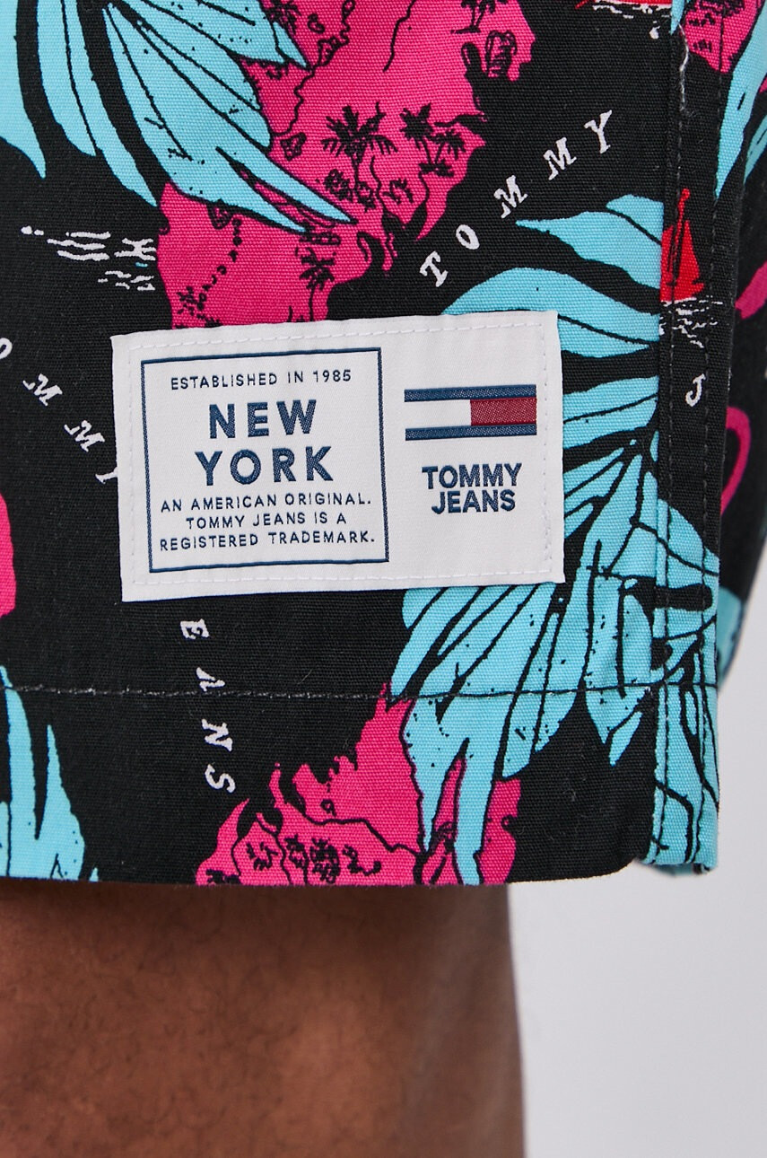 Tommy Jeans Къс панталон - Pepit.bg