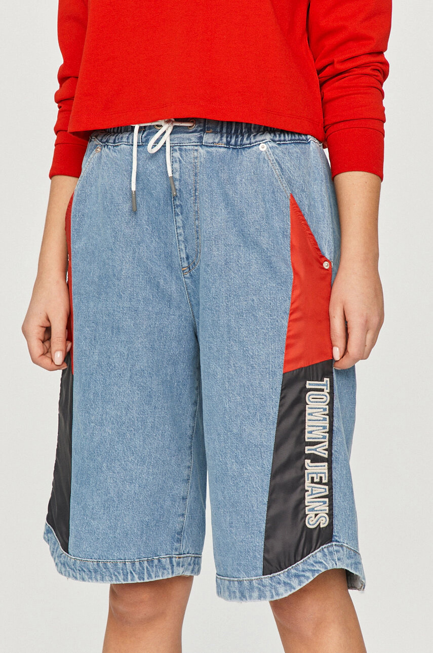 Tommy Jeans Къси панталони - Pepit.bg