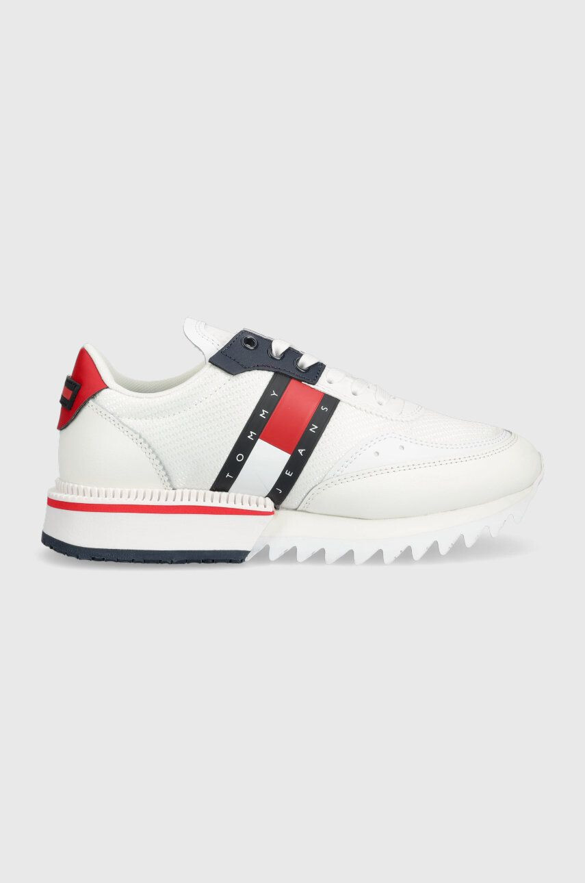 Tommy Jeans Маратонки En0en02055 Cleat Low в бяло - Pepit.bg