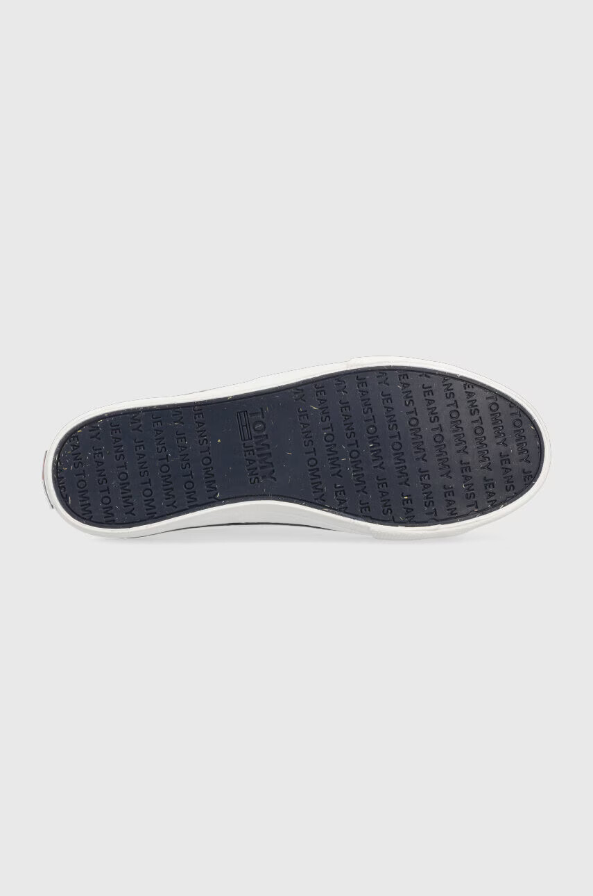 Tommy Jeans Ниски кецове SKATE CANVAS ESS в бяло EM0EM01175 - Pepit.bg