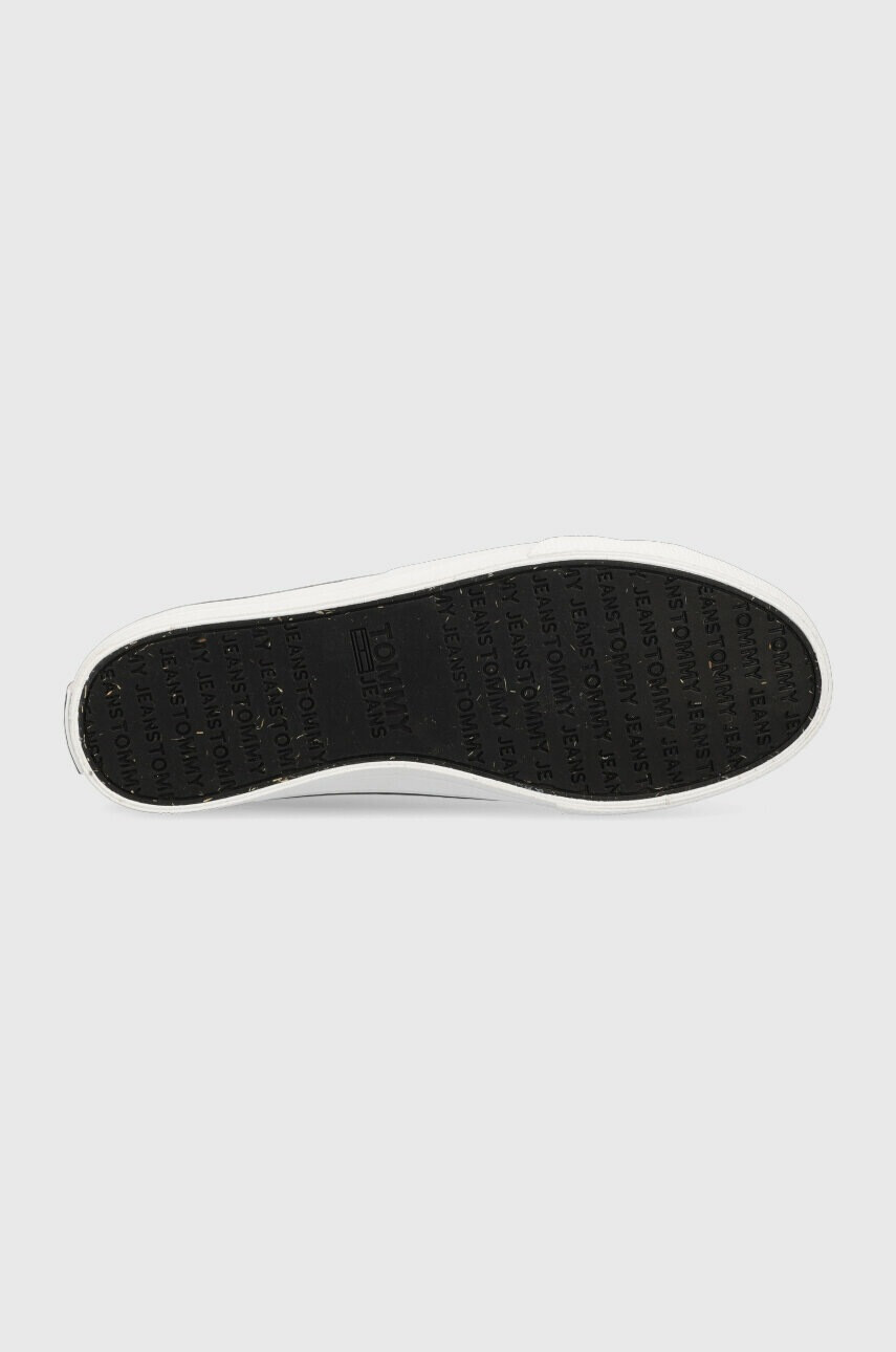 Tommy Jeans Ниски кецове SKATE CANVAS ESS в черно EM0EM01175 - Pepit.bg