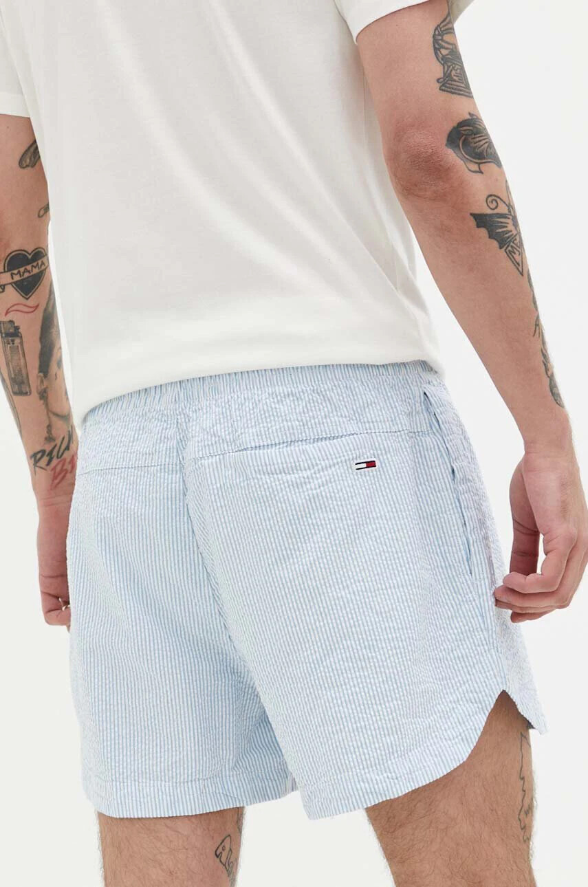 Tommy Jeans Памучен къс панталон в синьо - Pepit.bg