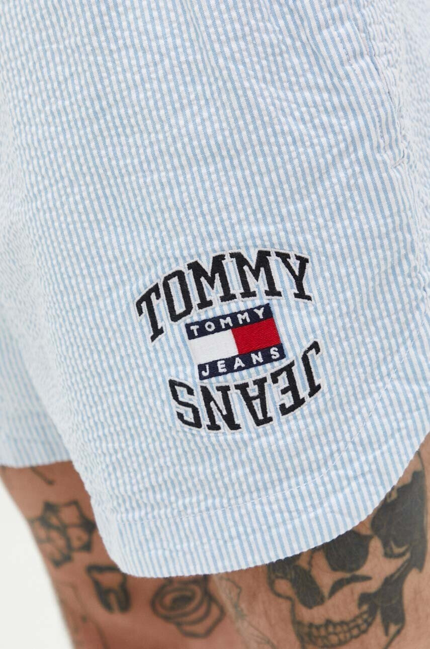 Tommy Jeans Памучен къс панталон в синьо - Pepit.bg