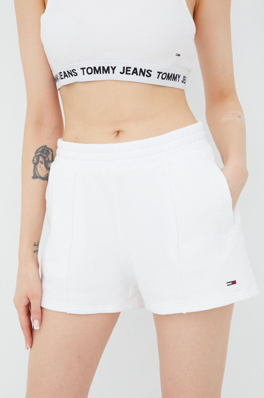 Tommy Jeans Памучен къс панталон - Pepit.bg