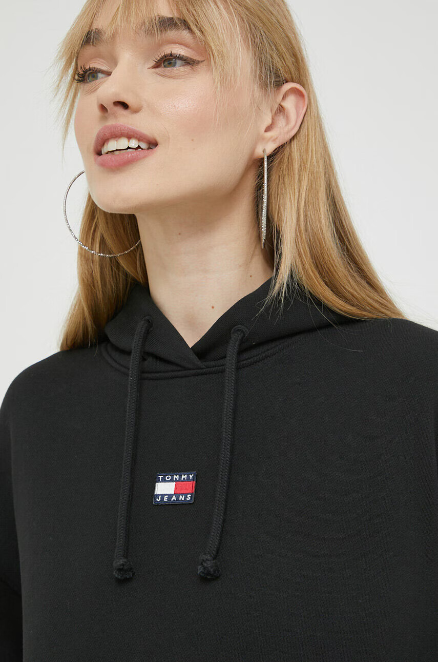 Tommy Jeans Памучен суичър в черно с качулка с апликация - Pepit.bg