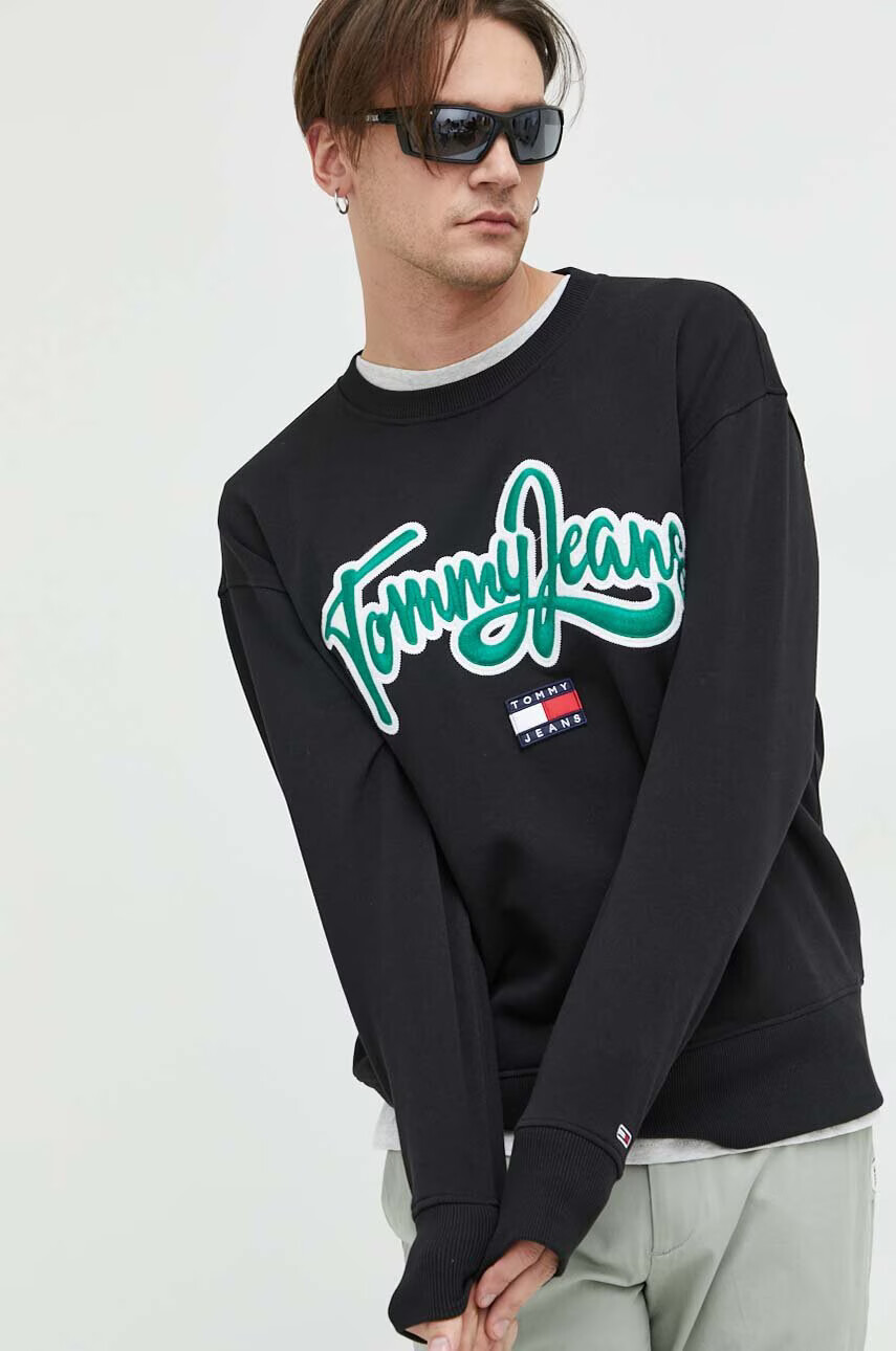 Tommy Jeans Памучен суичър в черно с апликация - Pepit.bg