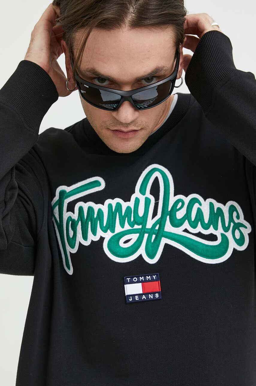 Tommy Jeans Памучен суичър в черно с апликация - Pepit.bg