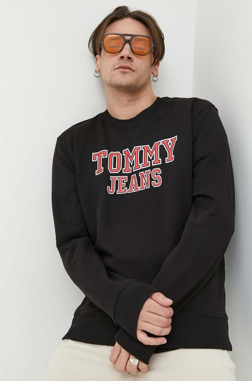 Tommy Jeans Памучен суичър в черно с принт - Pepit.bg