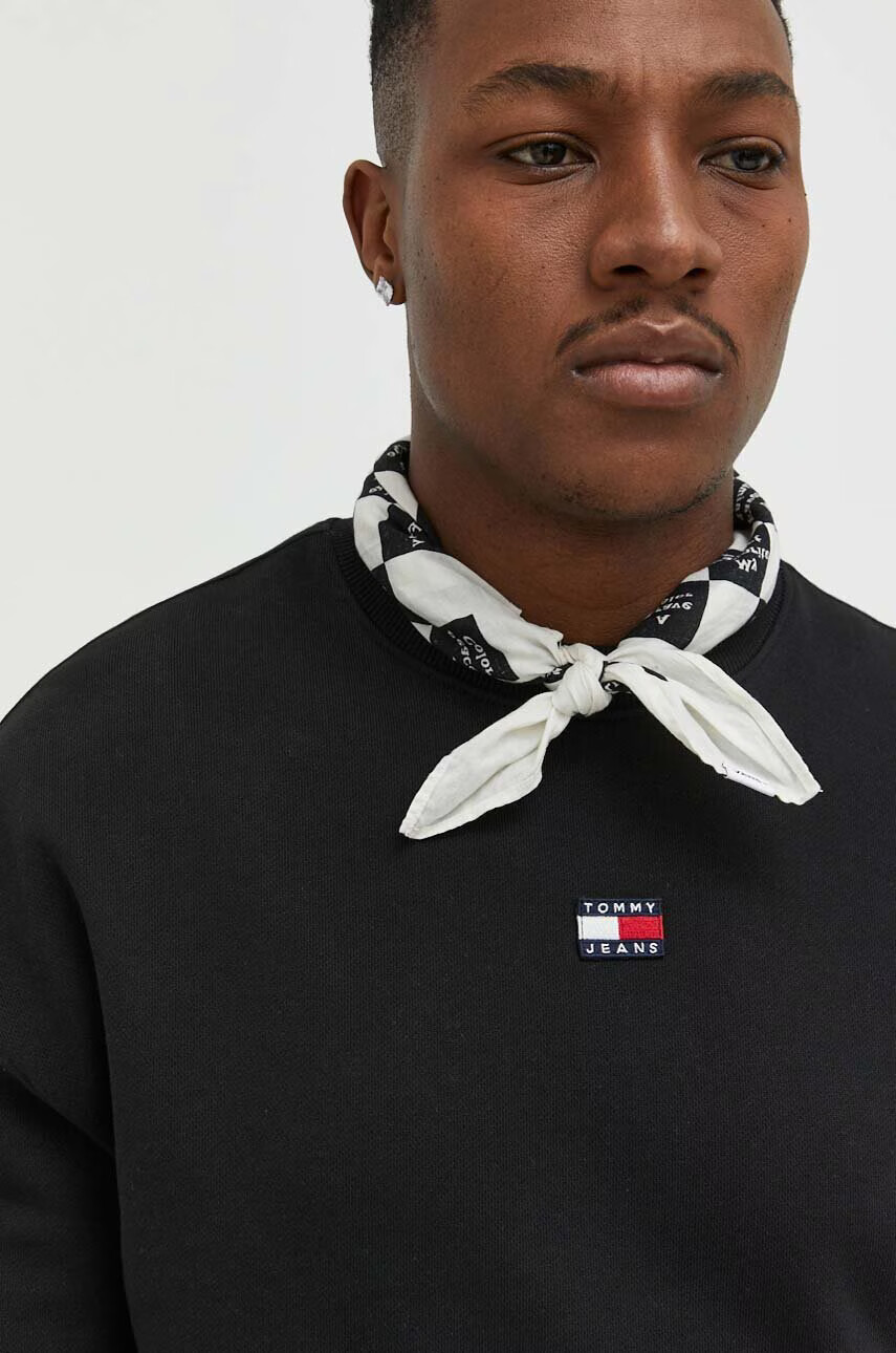 Tommy Jeans Памучен суичър в черно с апликация - Pepit.bg