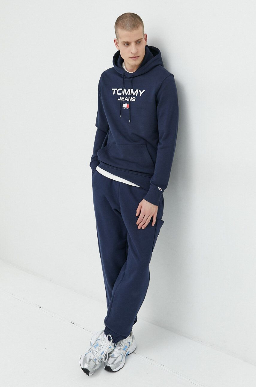 Tommy Jeans Памучен суичър в тъмносиньо с качулка с апликация - Pepit.bg