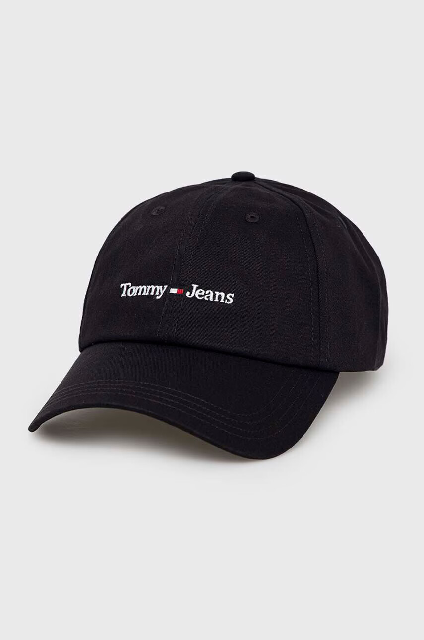 Tommy Jeans Памучна шапка с козирка в черно с апликация - Pepit.bg