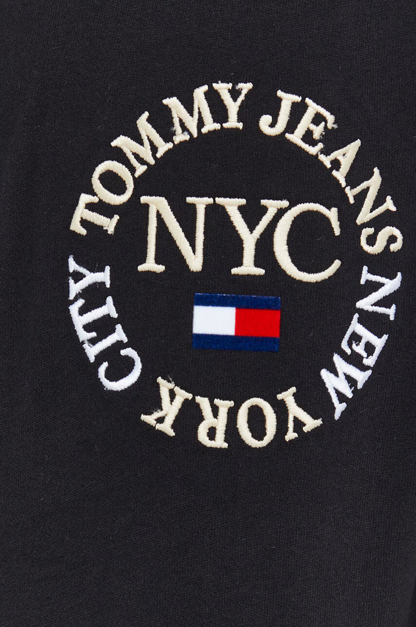 Tommy Jeans Памучна тениска в черно с апликация - Pepit.bg