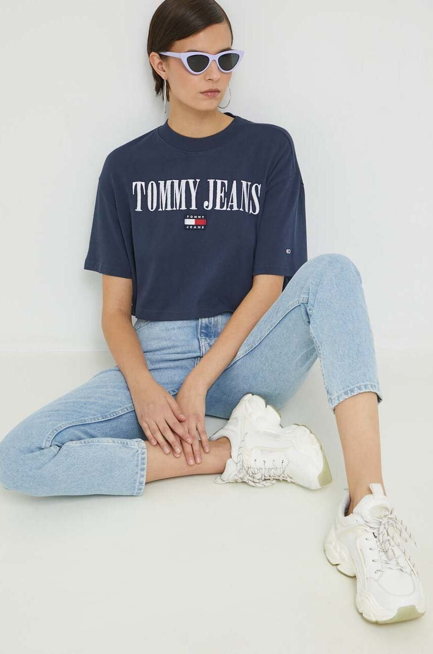 Tommy Jeans Памучна тениска в тъмносиньо - Pepit.bg