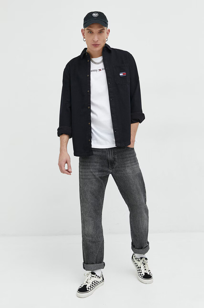 Tommy Jeans Памучна тениска в бяло с апликация - Pepit.bg