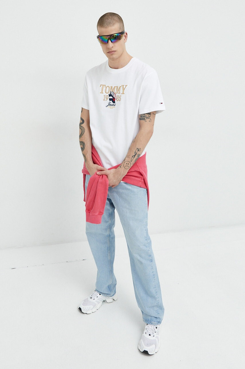 Tommy Jeans Памучна Тениска в тъмносиньо - Pepit.bg