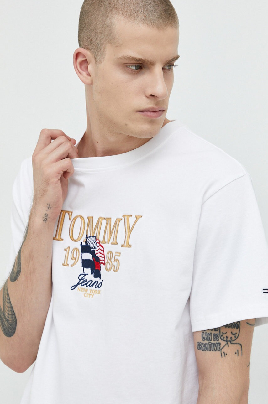 Tommy Jeans Памучна Тениска в тъмносиньо - Pepit.bg