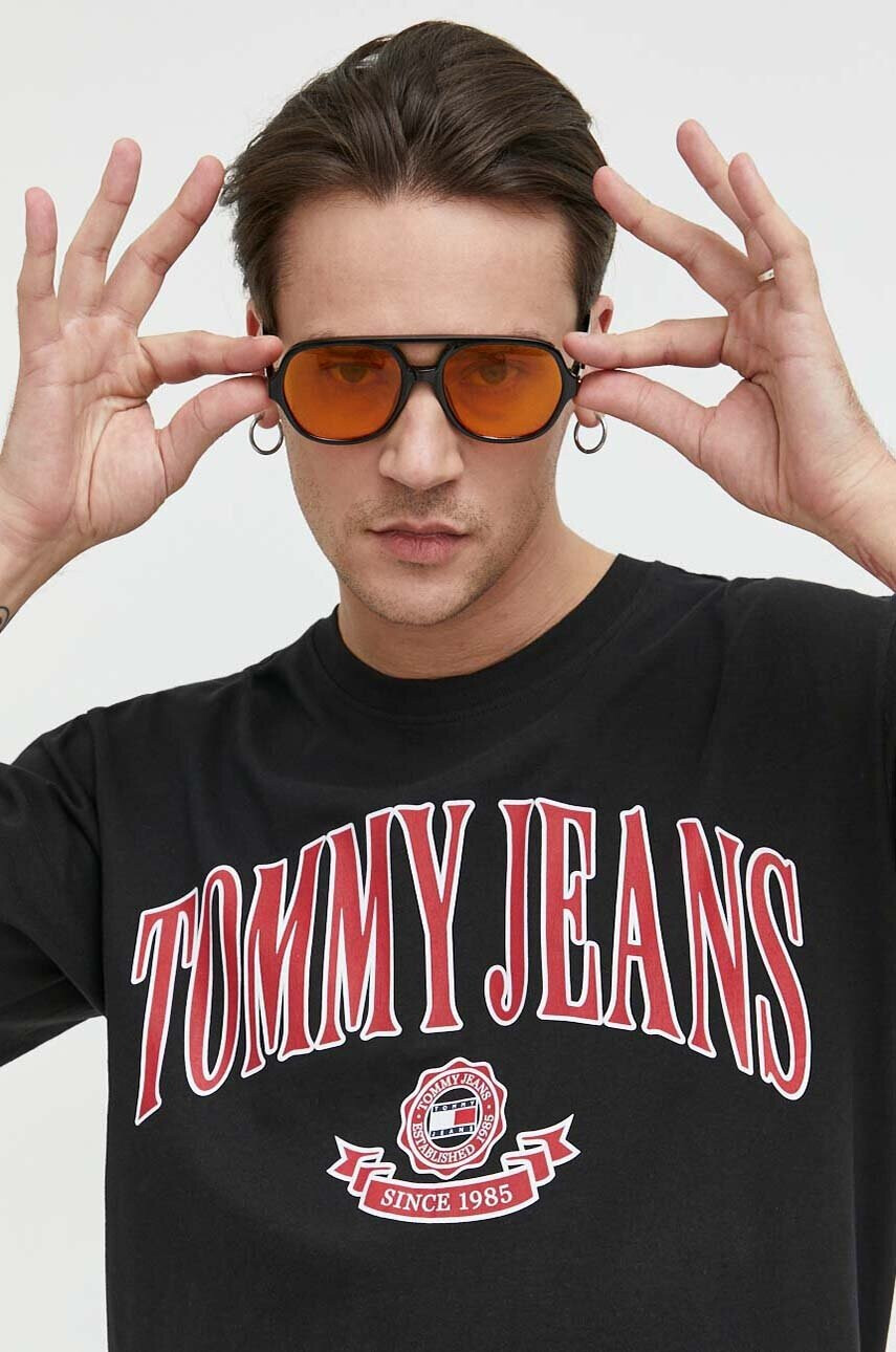 Tommy Jeans Памучна тениска в бежово - Pepit.bg