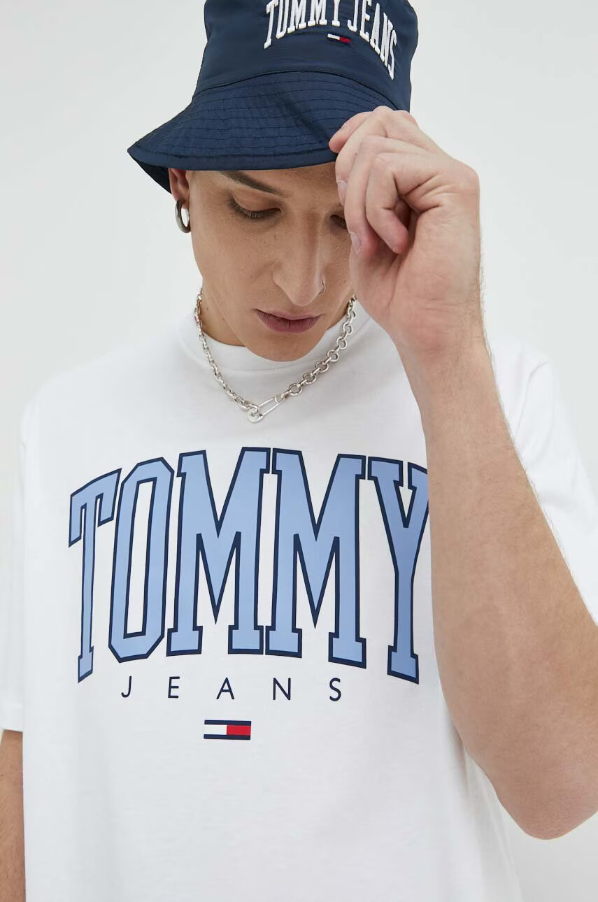 Tommy Jeans Памучна тениска в бяло с принт - Pepit.bg