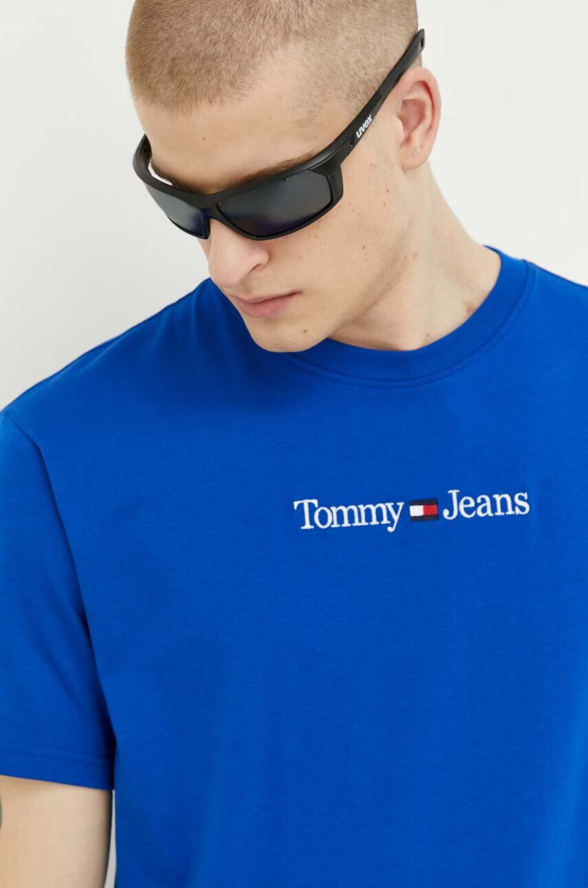 Tommy Jeans Памучна тениска в синьо с апликация - Pepit.bg